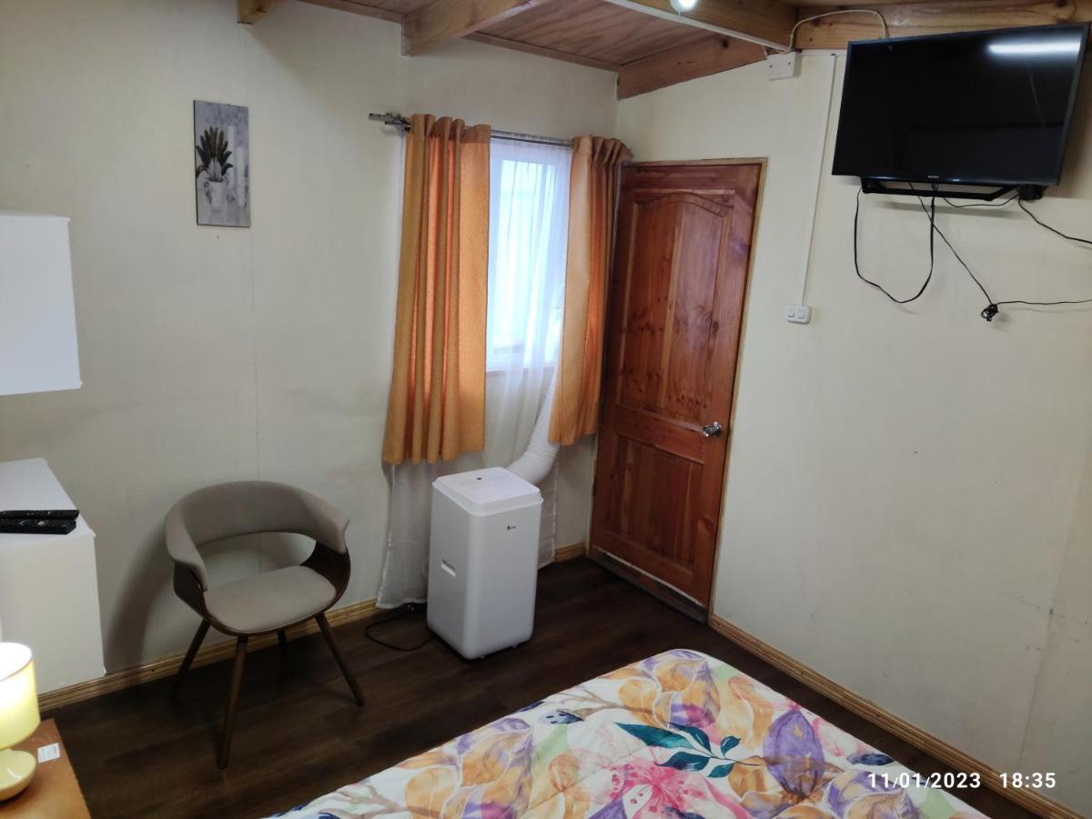Hospedaje Lago Llanquihueホステル エクステリア 写真